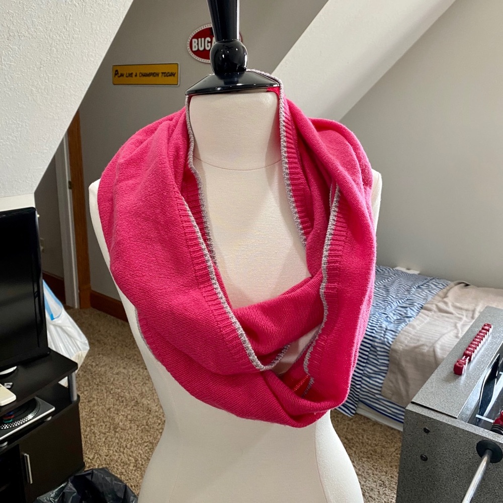 Cashmere Banana Republic Infinity Scarf!
